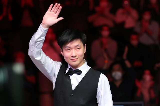 屡站上领奖 屡站上领奖